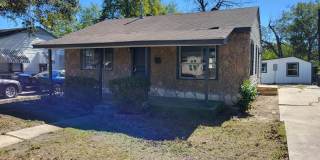 Mid-Century Home Ready for Move-In Gallery 1