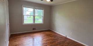 205 West Avenue NW Gallery 12