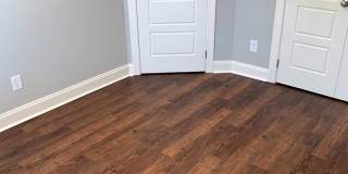 Convenient 3BR/2BA Townhome with Garage & Lawn Care Included Gallery 13