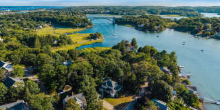 Winter Rental: Tidebend – Exceptional 6-Bedroom Home Overlooking the Annisquam River Gallery 1