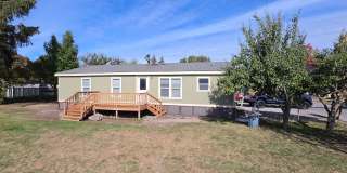 Beautifully Renovated 3 Bed / 2 Bath Mobile Home in Hayden, Idaho Gallery 1