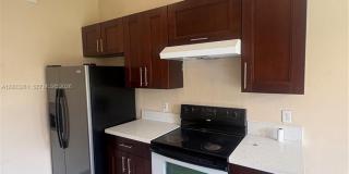 2742 NW 199th Ter Gallery 4