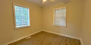 Beautifully remodeled 2-bedroom, 1-bathroom home with a perfect blend of comfort and convenience Gallery 8