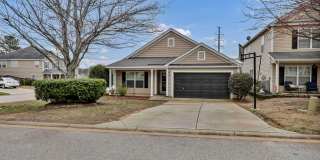 Move-In Ready 3BR Home with Screened Porch  Fenced Yard in the Heart of Lexington – $1,850 Gallery 1