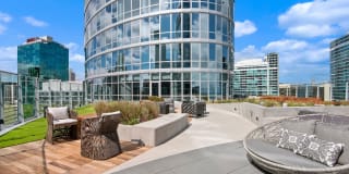 465 North Park Gallery 14