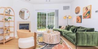 Knoll Crest Gallery 11
