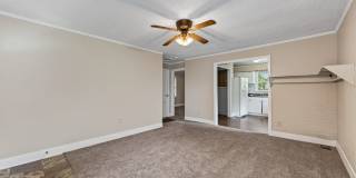 3 Bedroom Pet Friendly Home For Rent! Gallery 11