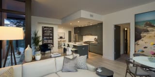 Lilli Midtown Gallery 17
