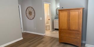 Beautiful 2BR (plus Loft) Furnished Home! Gallery 32