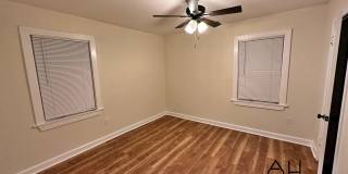 Beautiful Brick Home Minutes from UofM and Midtown! Gallery 9