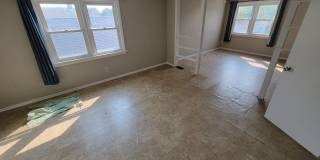 AVAILABLE September 1st- 4 Bed 3 Bath w/ Spacious Back Deck - SHORT TERM LEASE TILL END OF APRIL Gallery 24