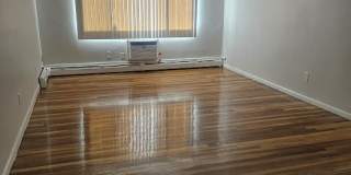 572 Cummins Gallery 8