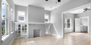 Available Now! Charming 2 Bed / 2 Bath Craftsman Home Near Downtown Waco Available Now! Charming 2 Bed / 2 Bath Craftsman Home Near Downtown Waco Gallery 5