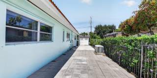 200 NW 11th Avenue Gallery 67