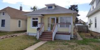 Charming 2 Bedroom Home with Bonus Room, Fenced Yard & Washer/Dryer Charming 2 Bedroom Home with Bonus Room, Fenced Yard & Washer/Dryer Gallery 1