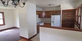 Handicap Accessible with 4 Bedrooms + Bonus Room & 2 Full Baths (Month-to-Month leases only) Gallery 13