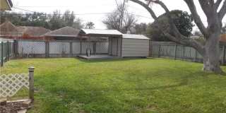 118 E Iris Avenue Gallery 31