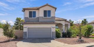 Beautiful Two Story Home in Henderson! Gallery 1
