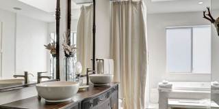 2425 Clement Ave Gallery 18