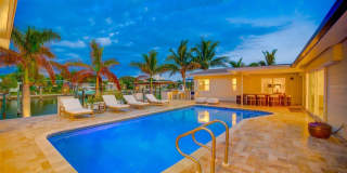 807 SNUG Island Gallery 84