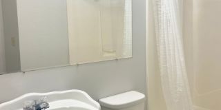 2 bed 1 bath town home. Lynn haven. Gallery 8