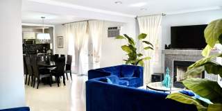 139 S Rexford Dr Gallery 1