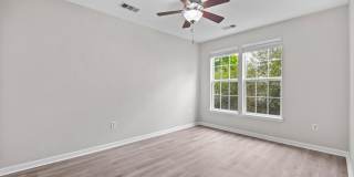 801 S GREENBRIER Street Gallery 27