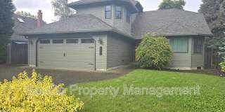 20365 Northwest Quail Hollow Drive Gallery 1