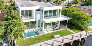 2217 NE 17th Ter Gallery 1