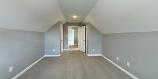 2346 Huntly Place Gallery 37