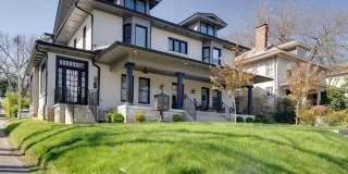 Beautifully Updated, Fully Furnished Condo in a Prime Nashville Location! Gallery 1