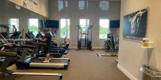 440 Northeast 4th Street Gallery 9