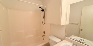 Great, well-maintained single-story duplex tucked away on a quiet cul-de-sac! Gallery 27