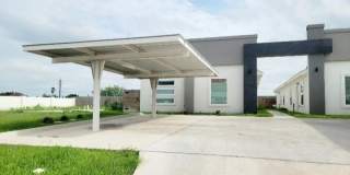 116 W Campeche Avenue Gallery 1
