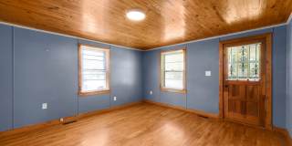 Family Friendly 2-bedroom Home Gallery 11