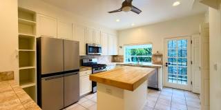 Welcome to This Charming 3BR/2BA Ocean Beach Coastal Home Gallery 9