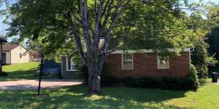 Sandusky Home With Main Level Master Bedroom Gallery 3