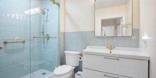 520 SE 5th Ave Gallery 8