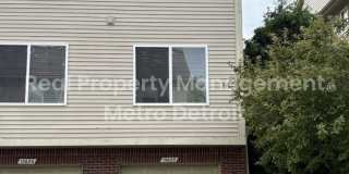 CONVENIENT CONDO LIVING Gallery 16