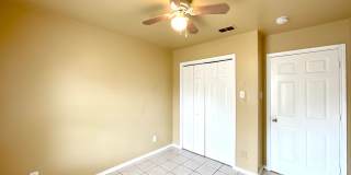 *MOVE IN SPECIAL* Convenient & Low-Maintenance Living Near St. Mary’s University! Gallery 22