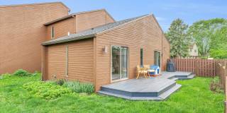 1 Lyndhurst Village Court Gallery 14