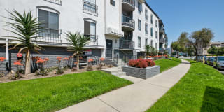 The Highland at Sherman Oaks Gallery 20