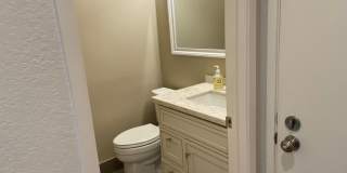 $4900-  Mountain View Townhouse-2 bedroom 2.5 bath. Gallery 15
