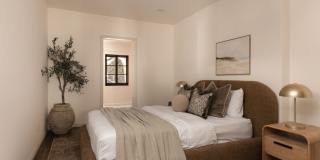 1641 N Ogden Dr Gallery 16