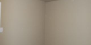 1 Bed/ 1 Bath House with Hardwoods Gallery 6