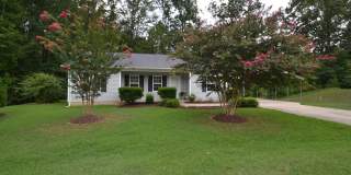 Beautifully maintained 3 Bedroom 2 Bath home on cul-de-sac lot walking distance to downtown Maiden. Gallery 1