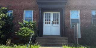 221 35th Street Northeast - 4 Gallery 9