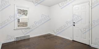 18205 Stout St Gallery 8