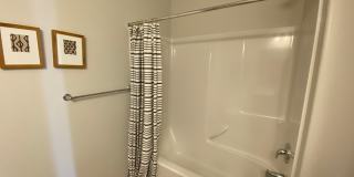 Lakefront at Vineyard Town Center Condo Gallery 13