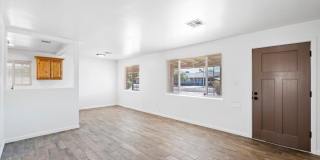 528 W 18th Street Gallery 4